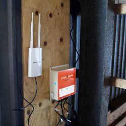 Luda Farm, FarmCam Flex Wi-Fi 300
